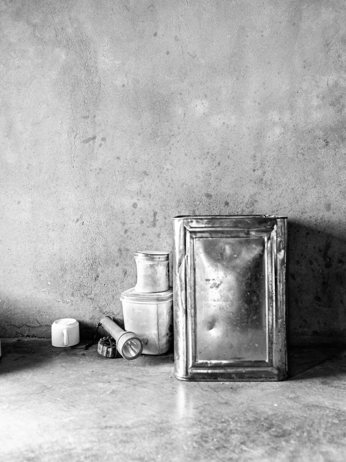 Still life 2 by Lina Bertucci
