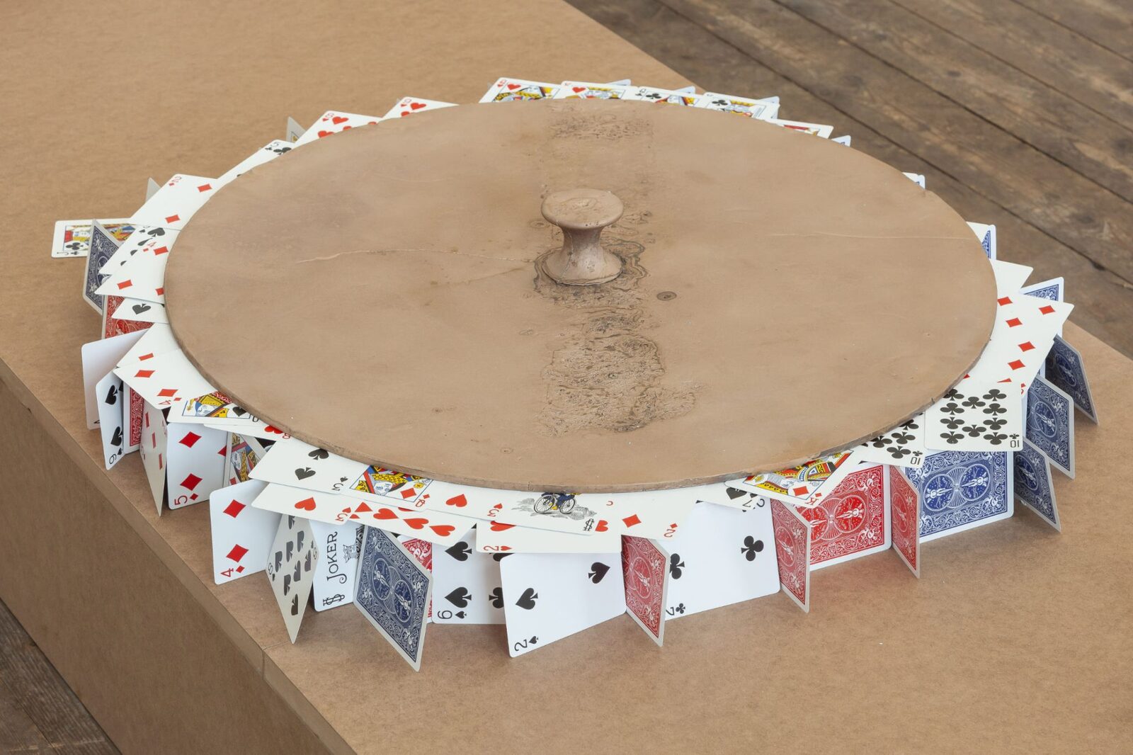 Trap by Asta Lynge – installation view