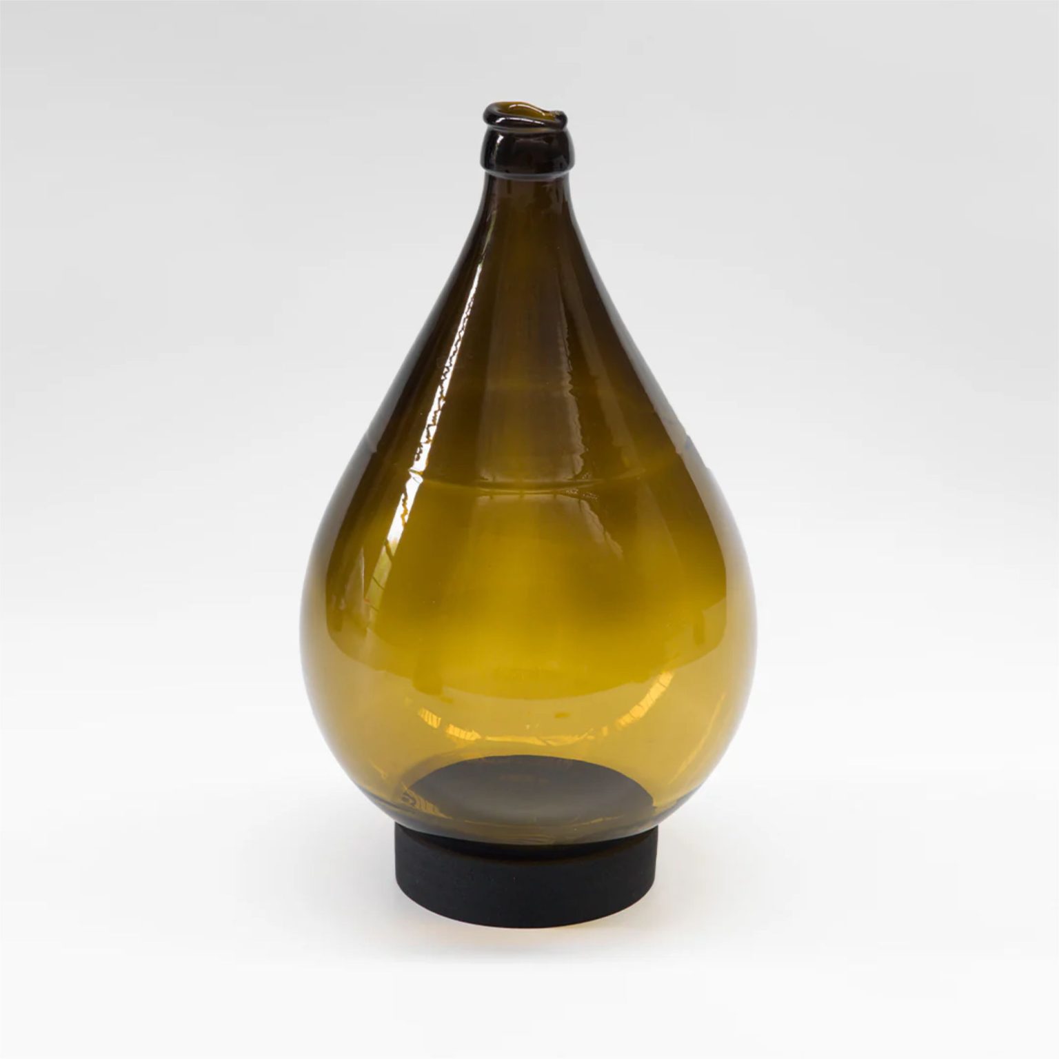 Image gallery Tear Bottle by Michael Sailstorfer