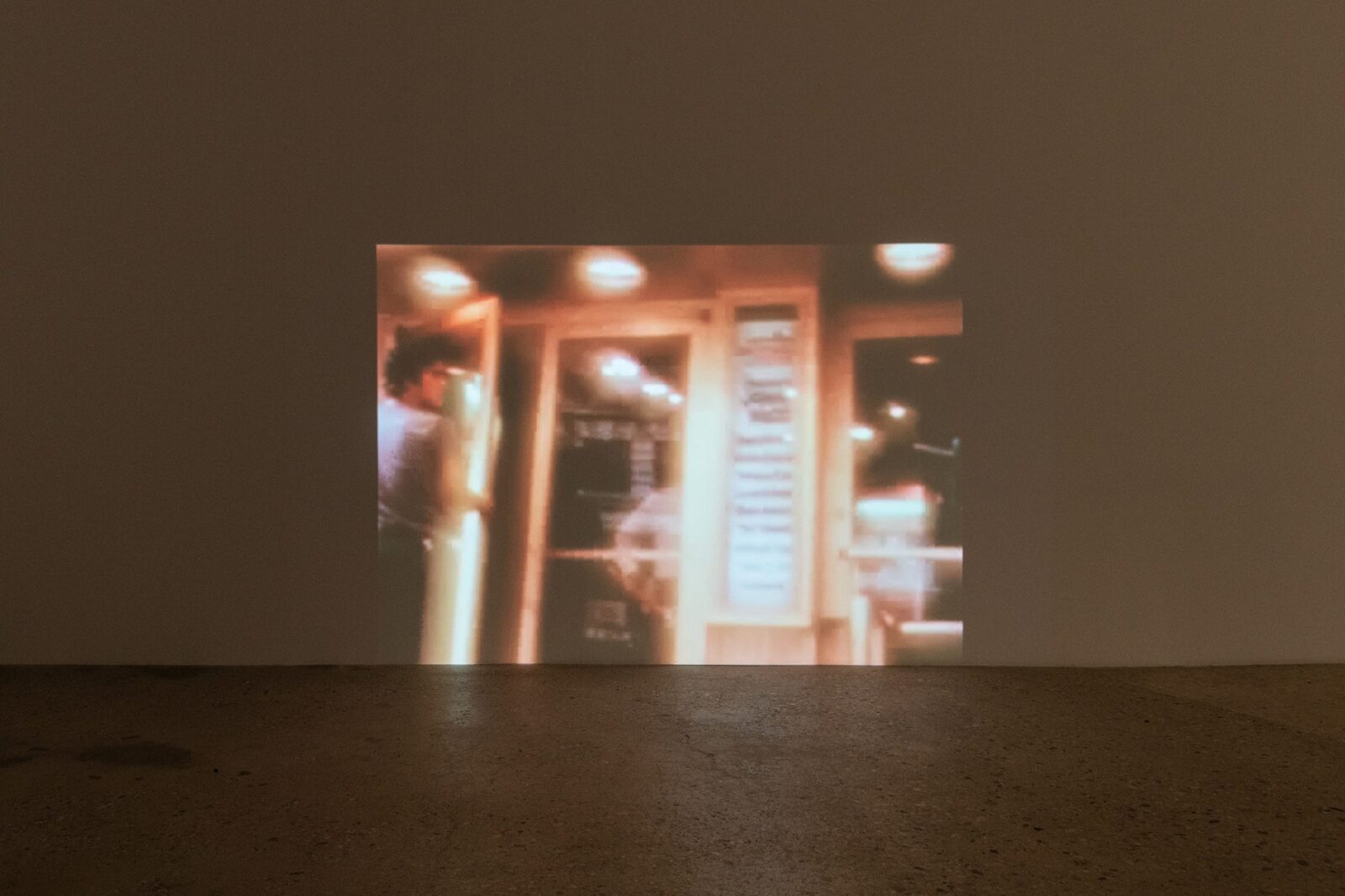 Image gallery Loose Connection by Tony Conrad – installation view