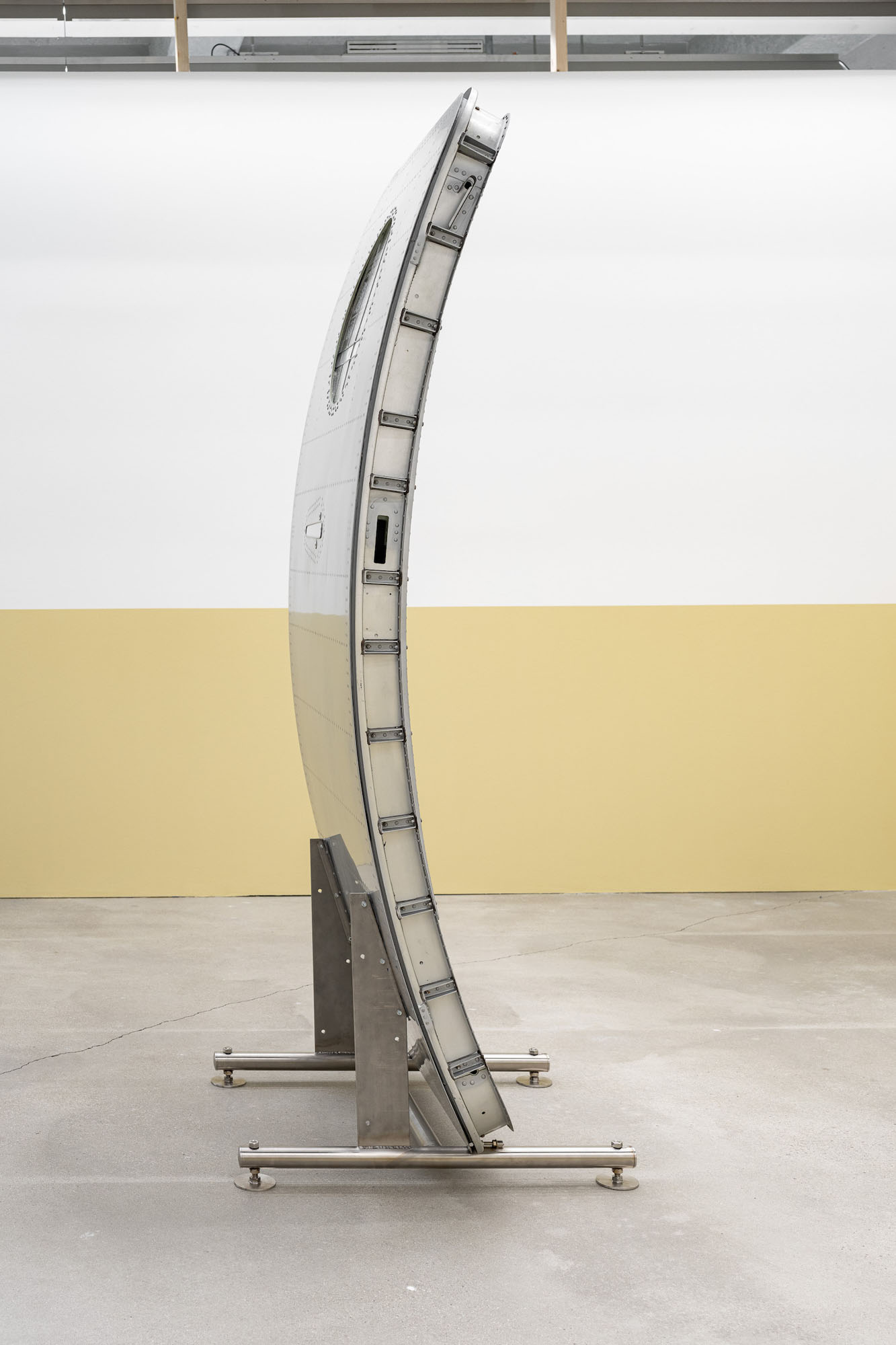 Image gallery Names behind the sun-faded plastic by Ju Young Kim – installation view