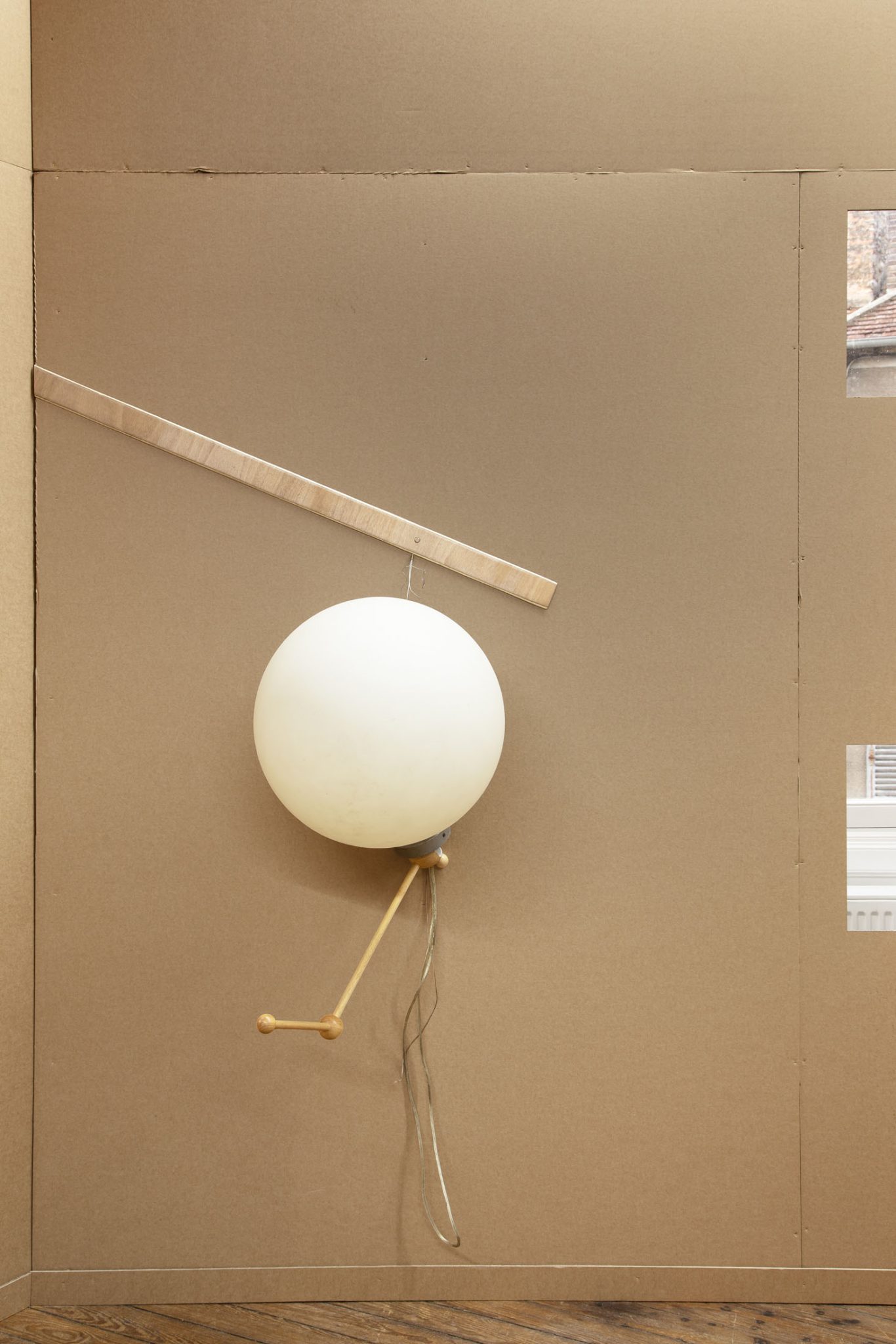 pomme poire roche (Sous Mon Baobab) by Raphaël Massart – installation view