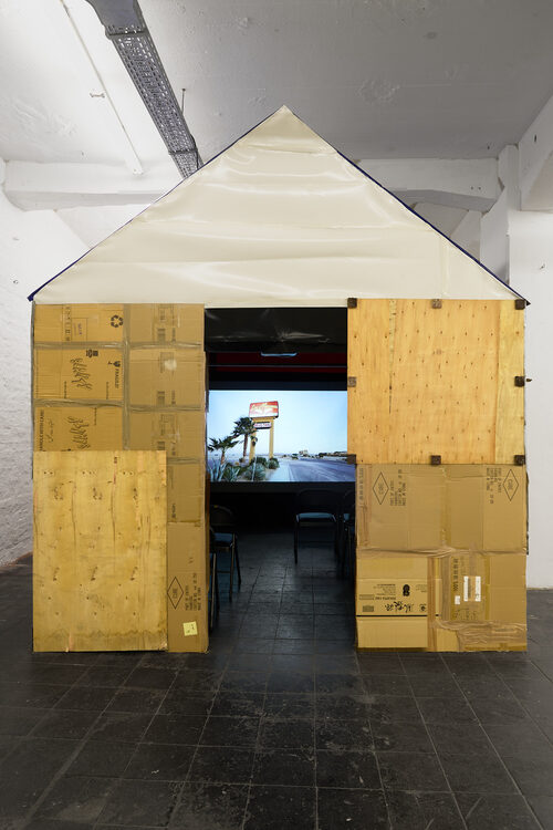 View featured artwork HUT1 by Joram Schön