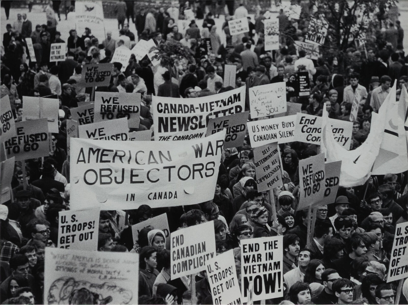 Image gallery Objectors to War by Laura Jones