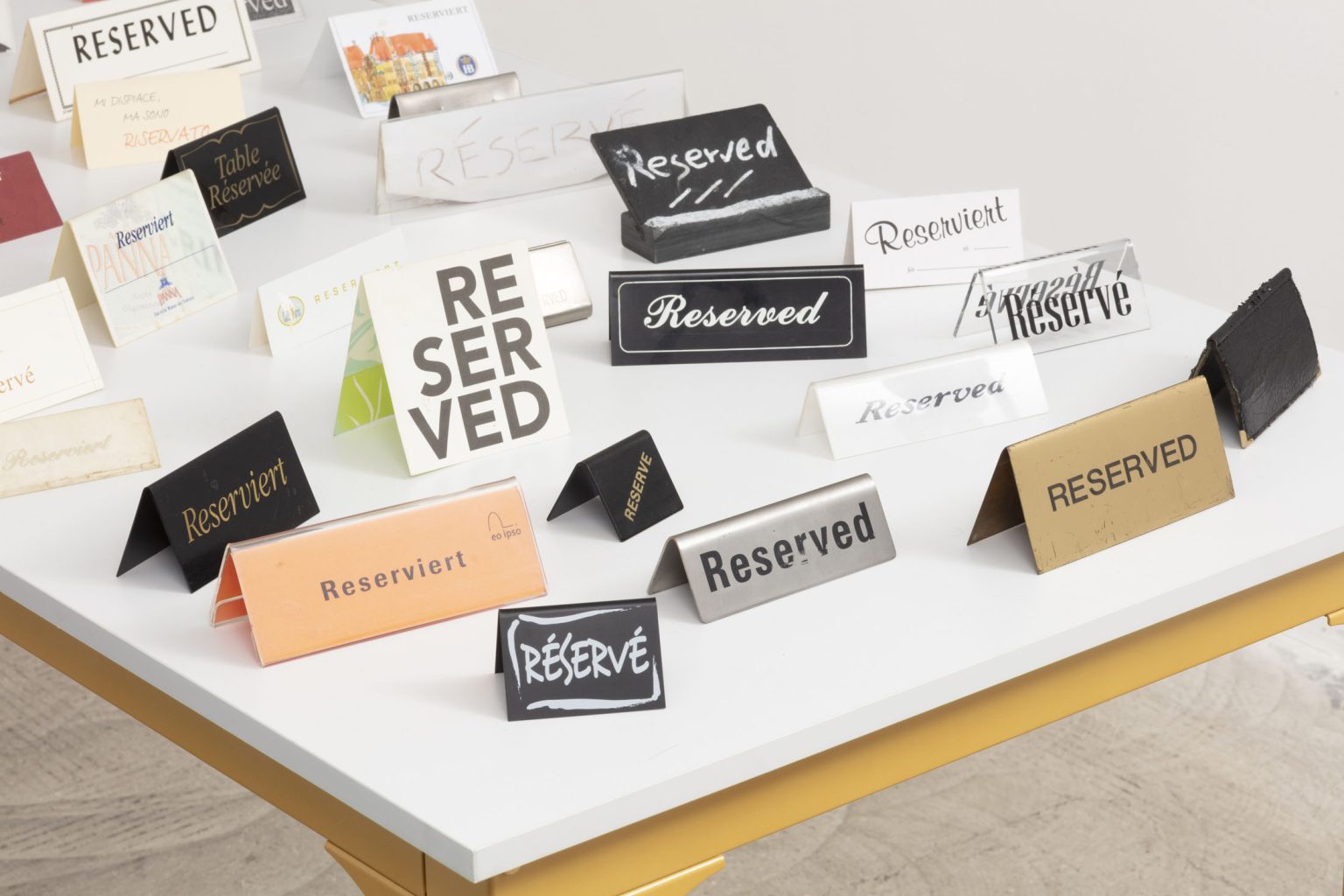 Image gallery Stolen Reserved Signs (1991 – 2021) by Mauricio Guillén – installation view