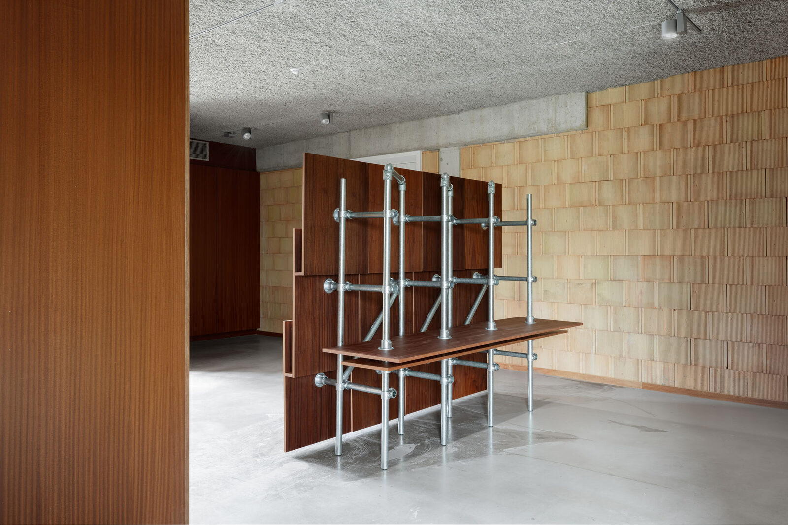 Image gallery Processing Unit (Billboard) by Alessandro Cugola – installation view
