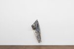 Double Knee by Kern Samuel – installation view