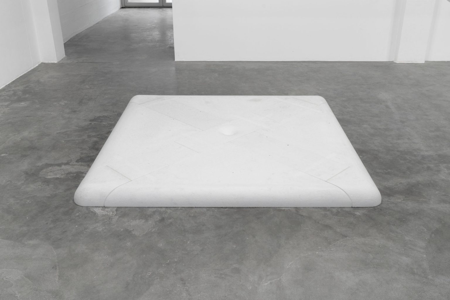Image gallery FASHION, FAITH AND FANTASY by Lea Porsager – installation view