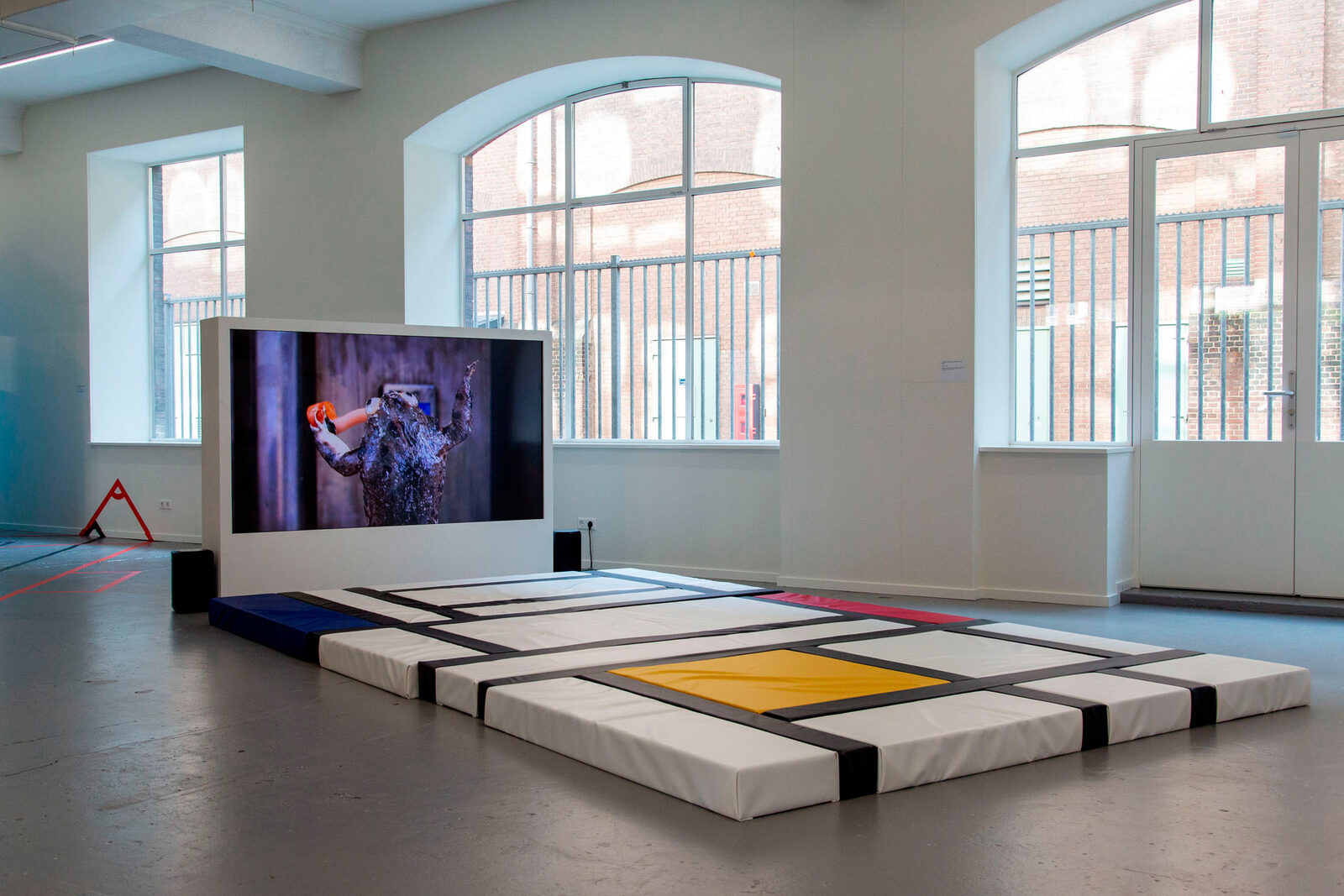 Make It Bounce by Priscila Fernandes – installation view