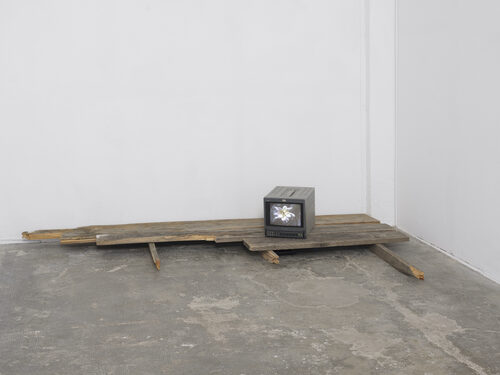 View featured artwork To the ones who leave To the ones who stay by Théa Giglio