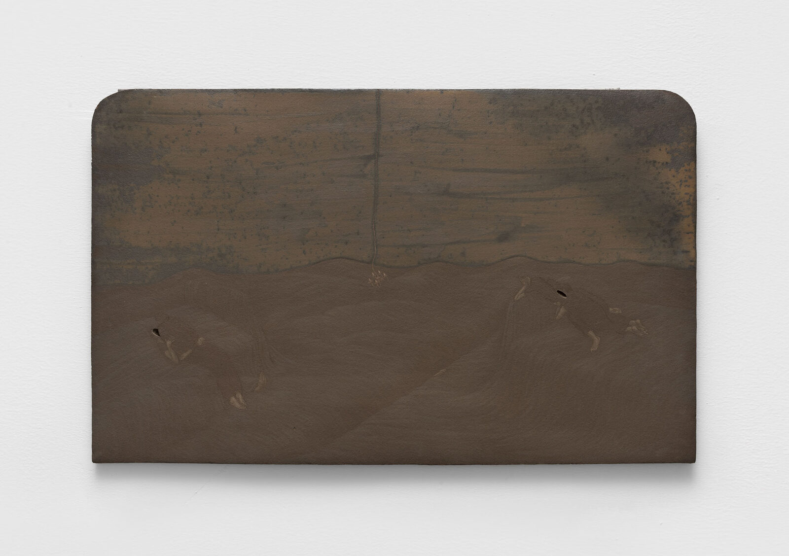 Image gallery between folds of a mountain by Roksana Pirouzmand