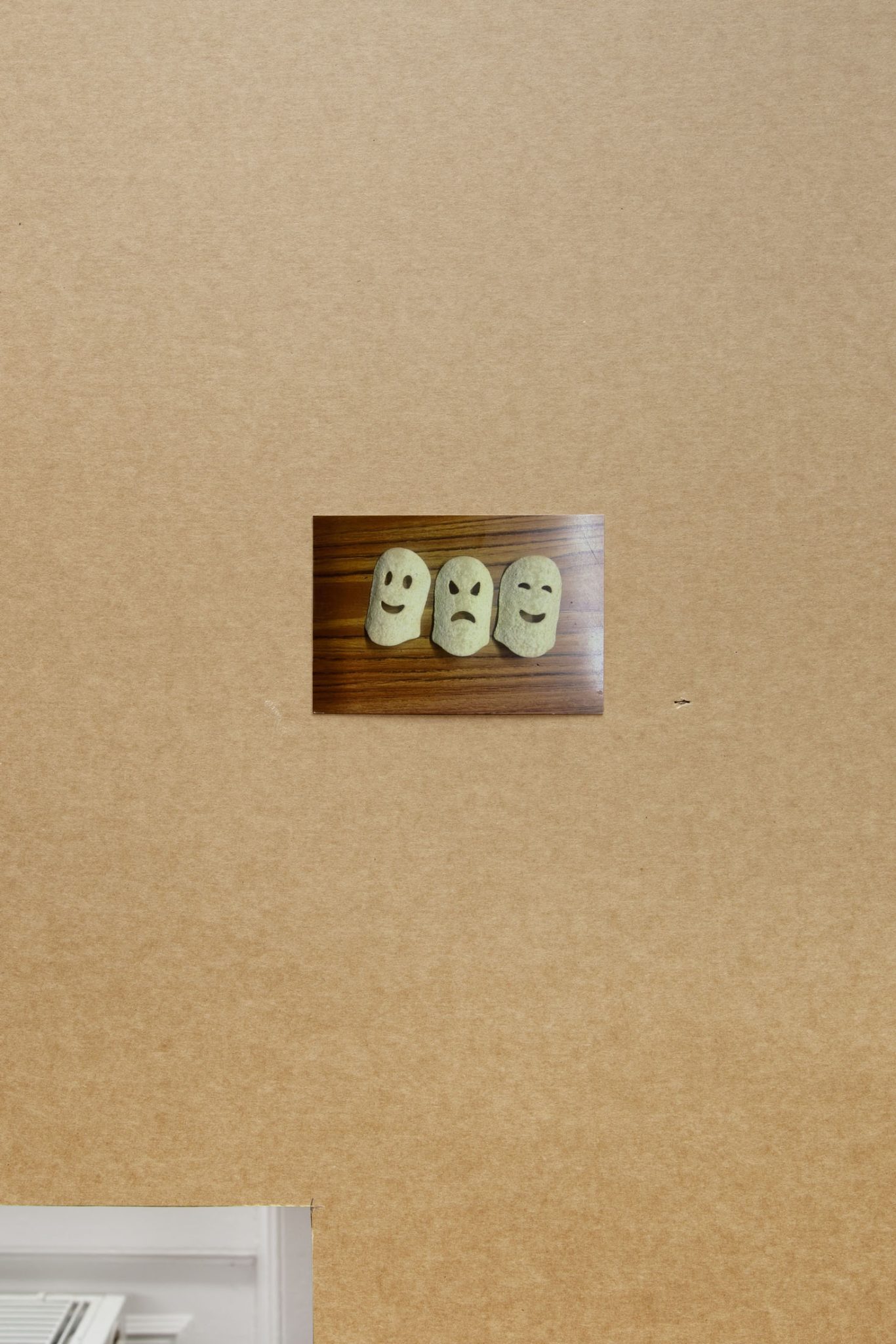 Image gallery Your finger following them, 0:02 by Georges J. Ayrault – installation view