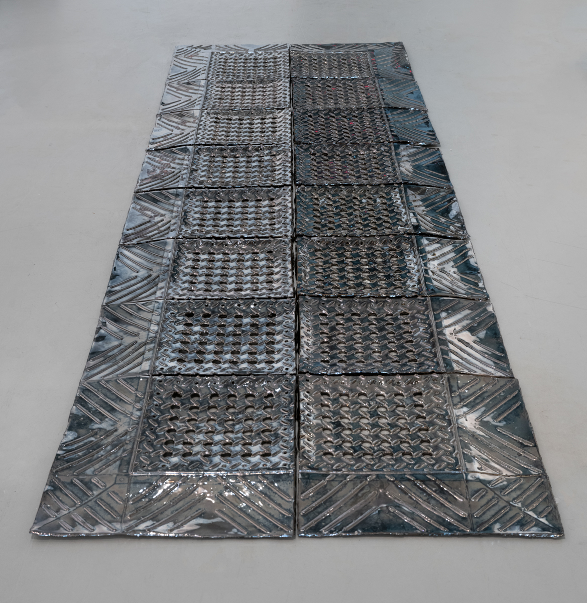 Image gallery Diamond Flex-Lok industrial mat with holes by Abed Elmajid Shalabi