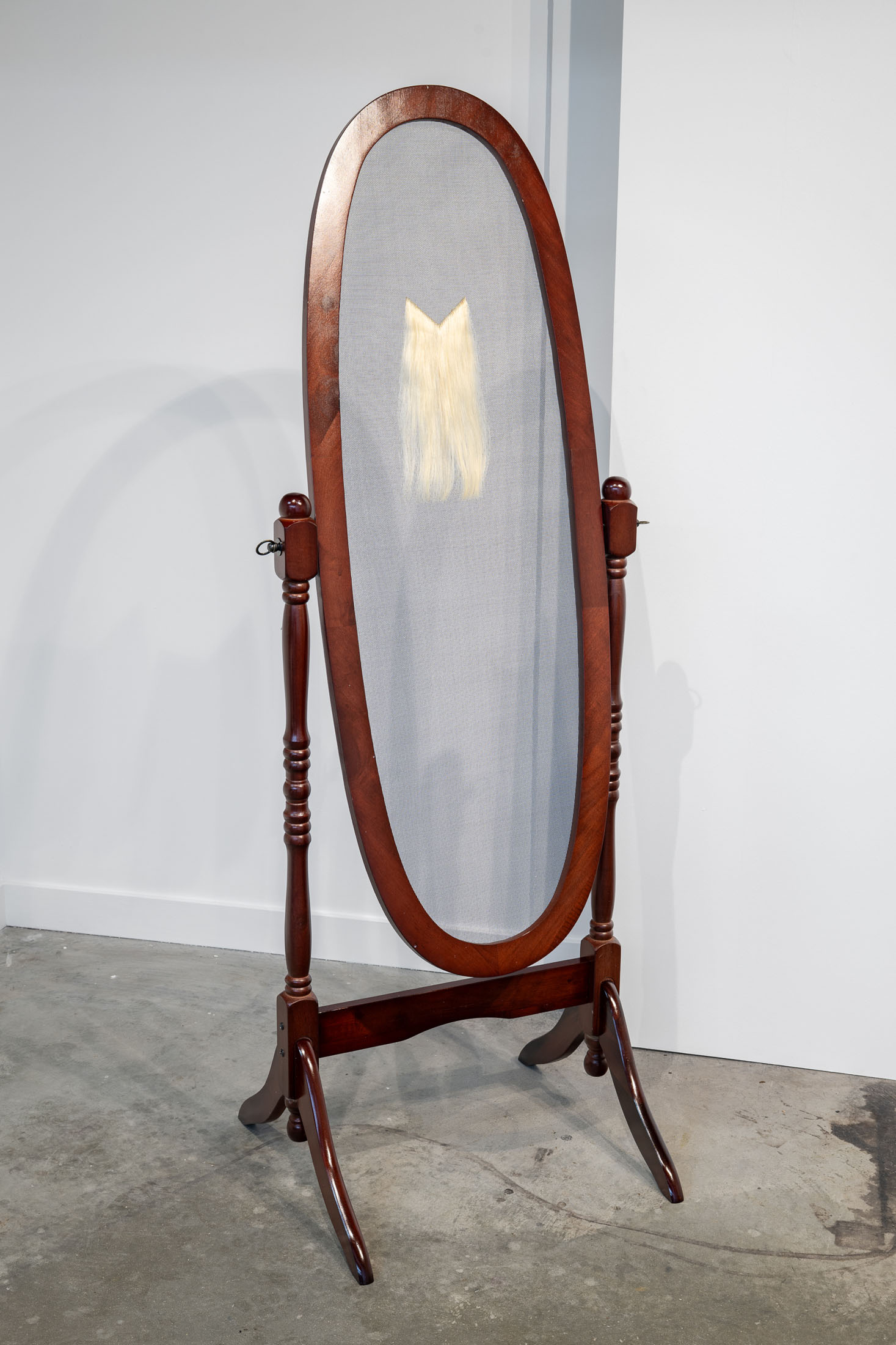 The Bond (detail [mirror]) by Karin Jones – installation view