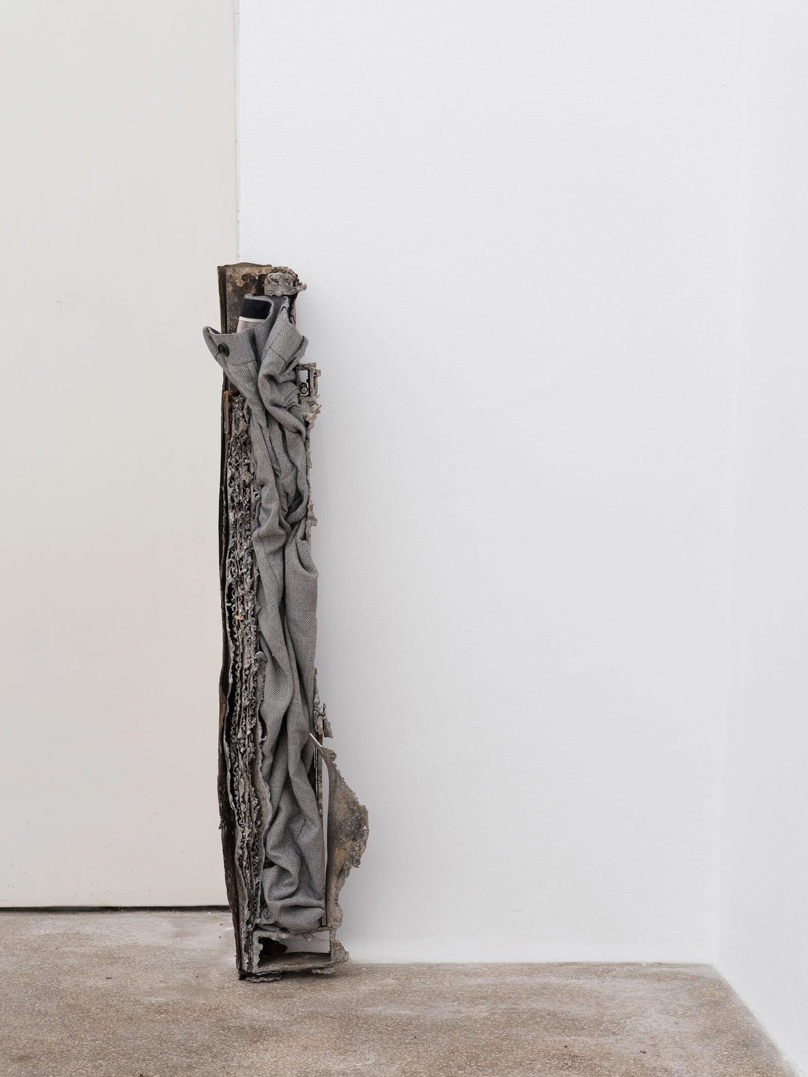 Economy of a worn body by Nicolás Lamas – installation view