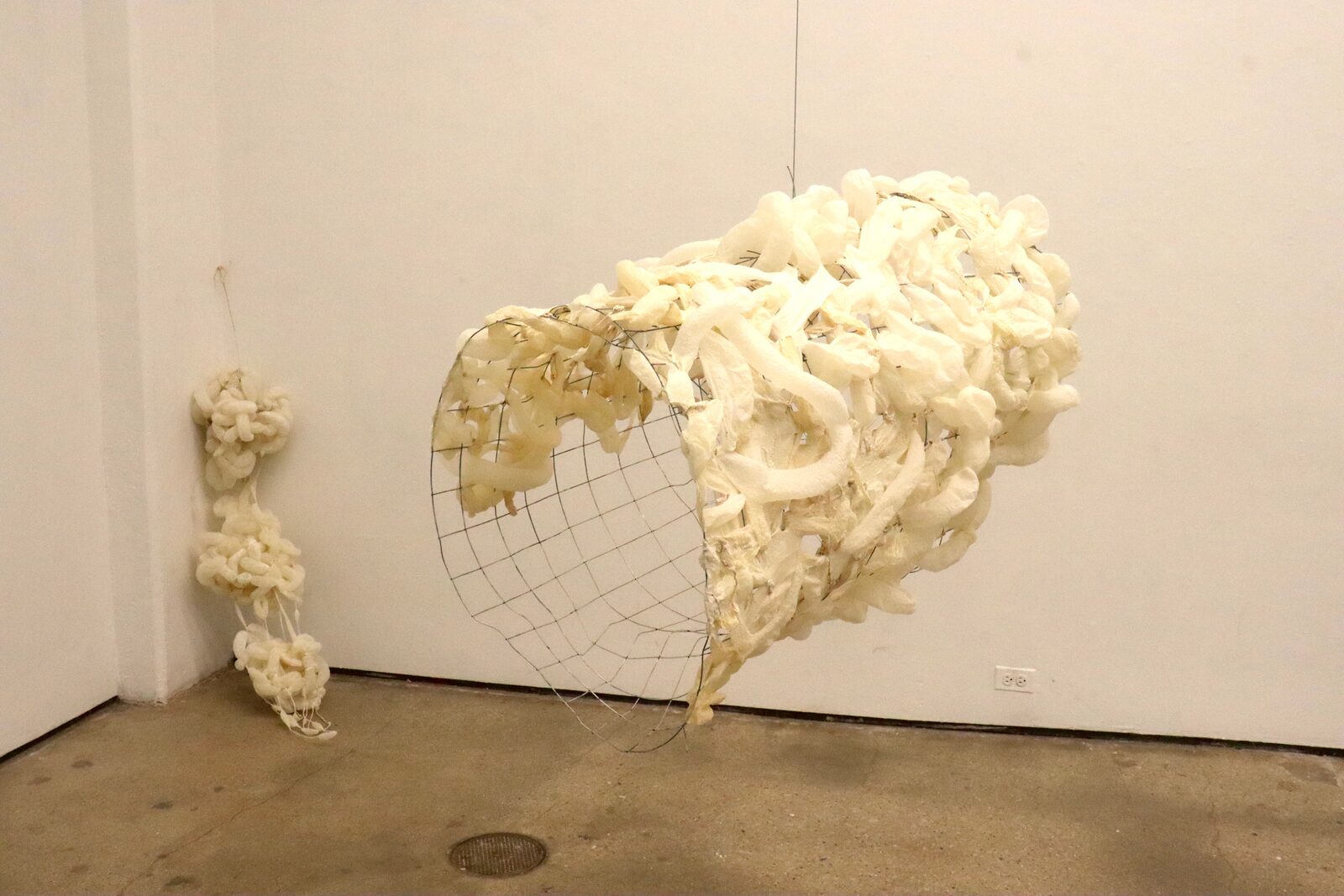 Held at the Edge by Wonji – installation view
