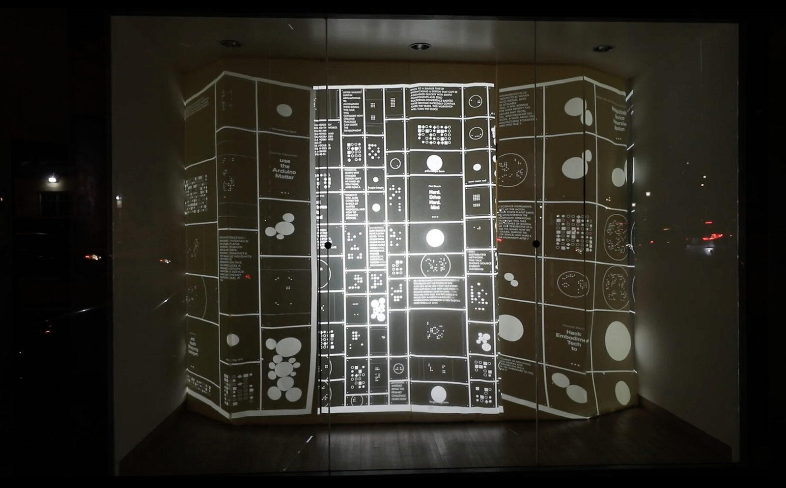 Image gallery "2.141 The picture is a fact." by Aleksandar Bradic