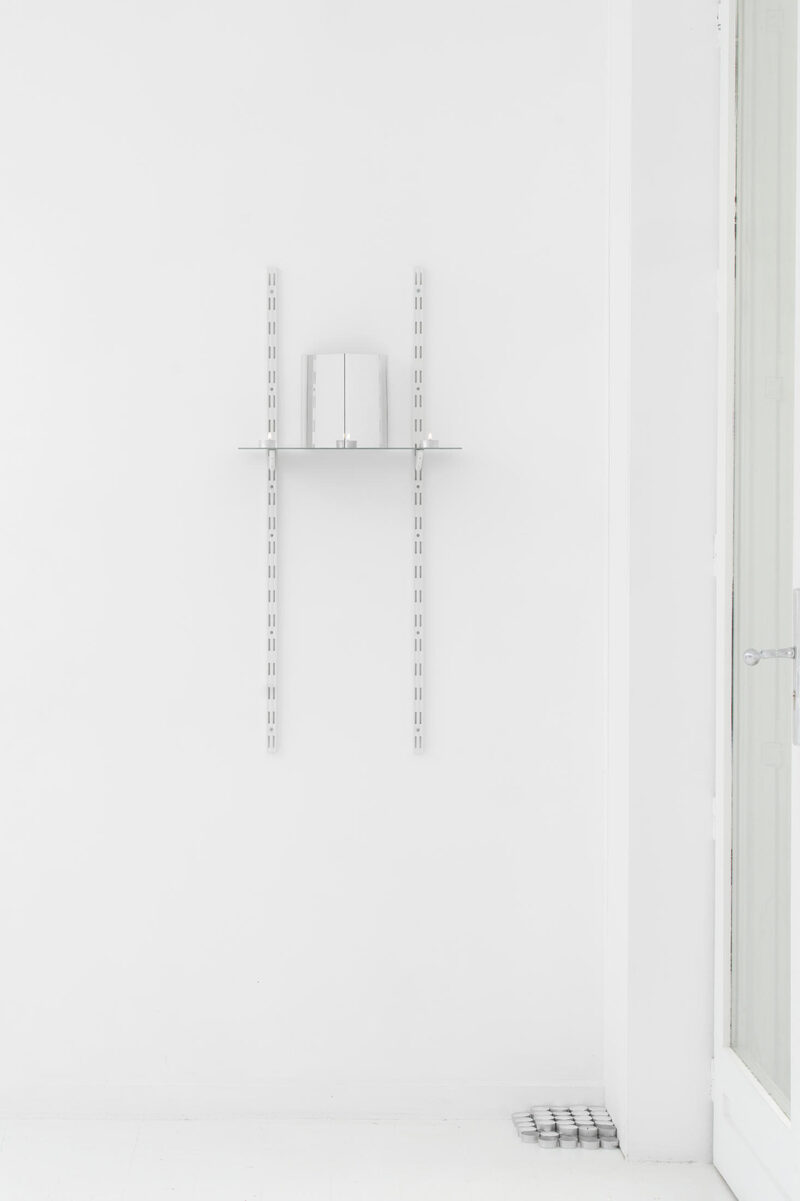 3 attendait déjà à l'intérieur du 2