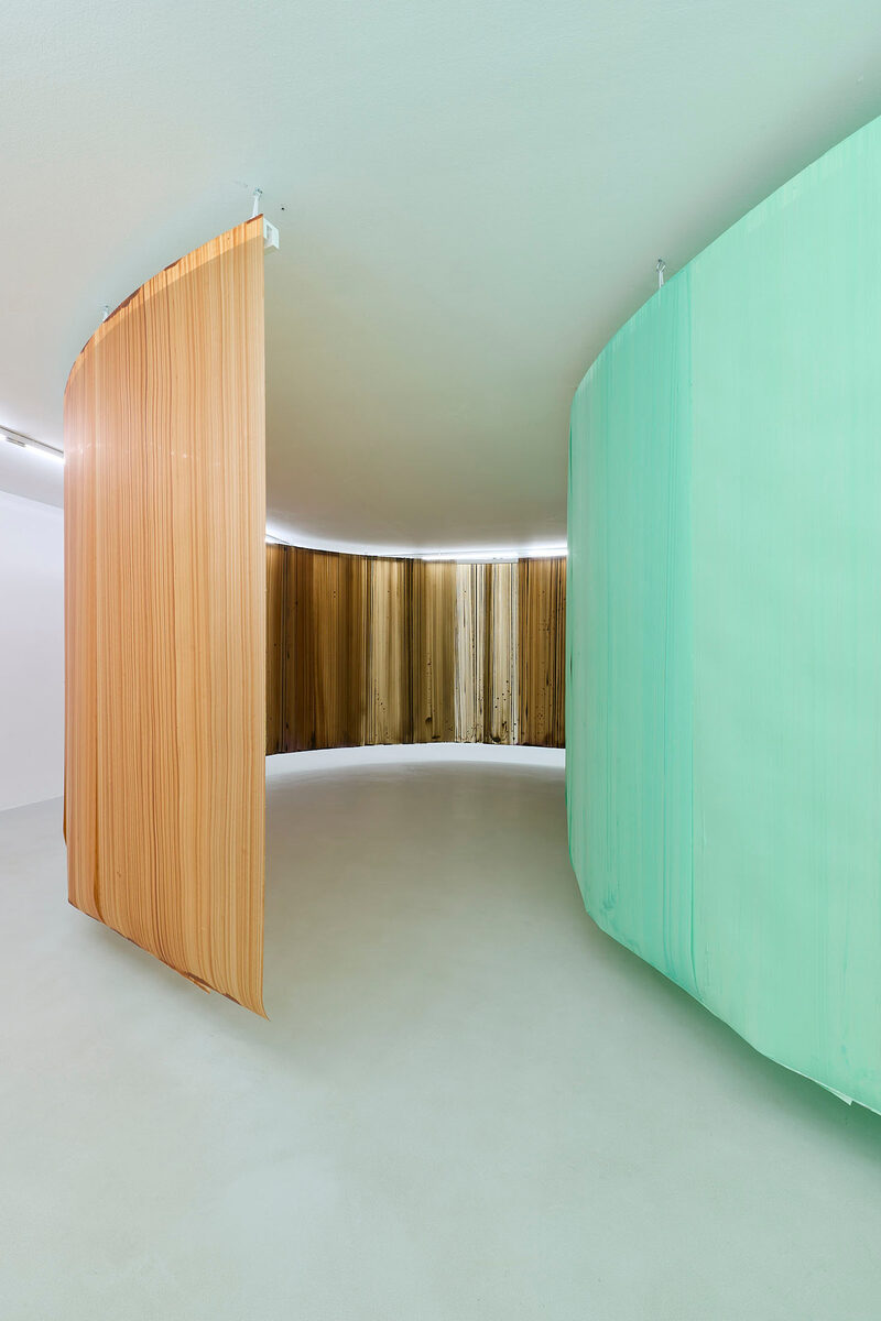 Colour on Brush in Space