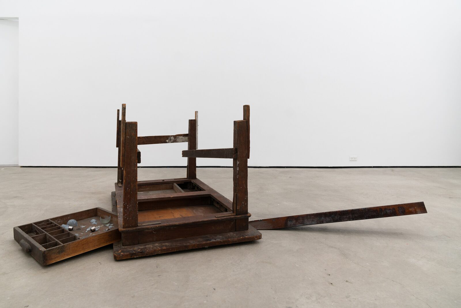 Hans Haacke, Louise Lawler