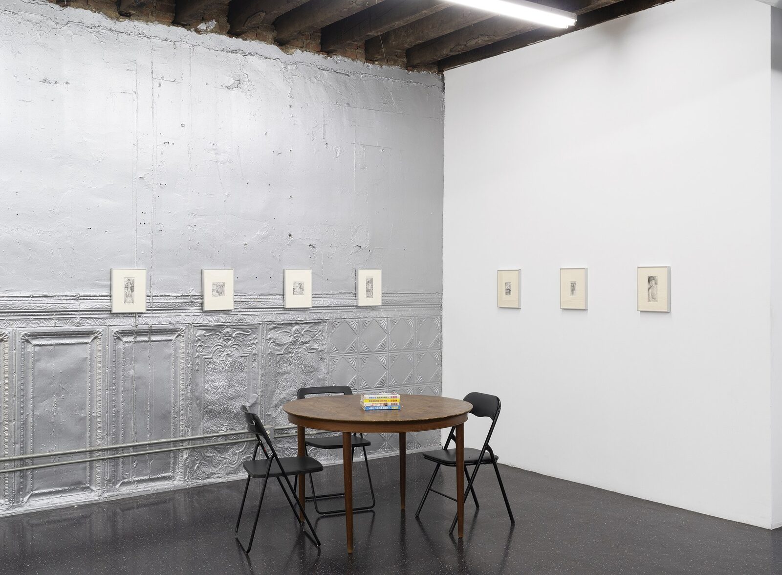 Image gallery On The Never Never