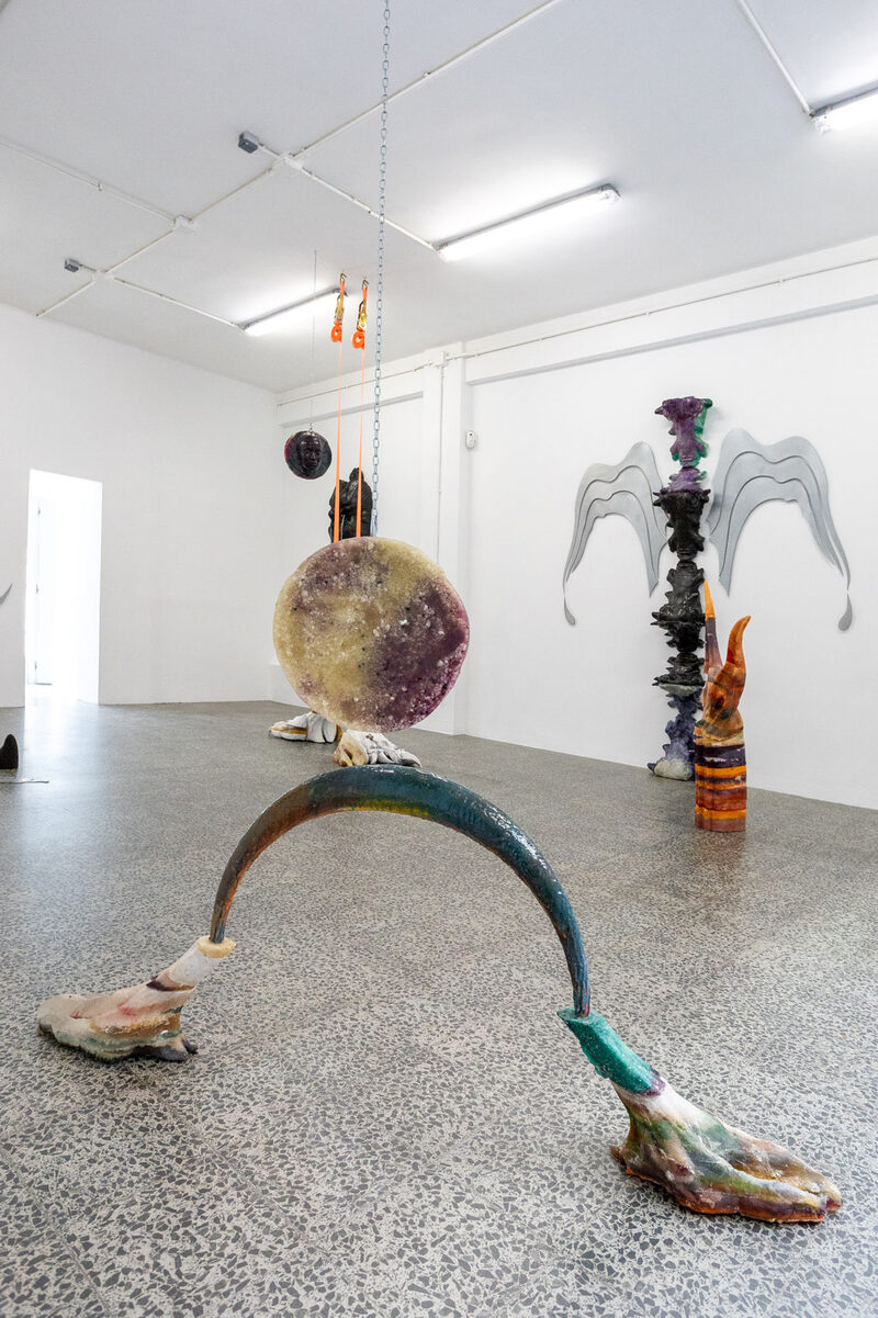 Incluso un lugar como este puede durar para siempre. O desaparecer en los próximos minutos