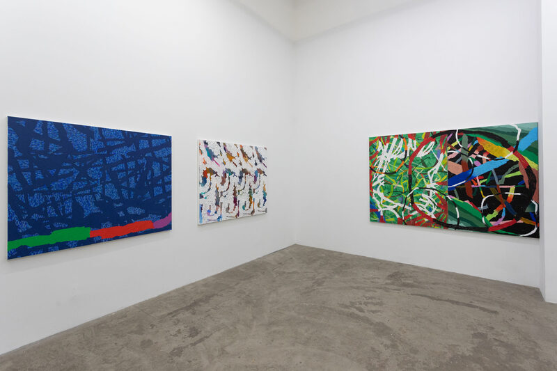 It splits off, gently lifting under the pull