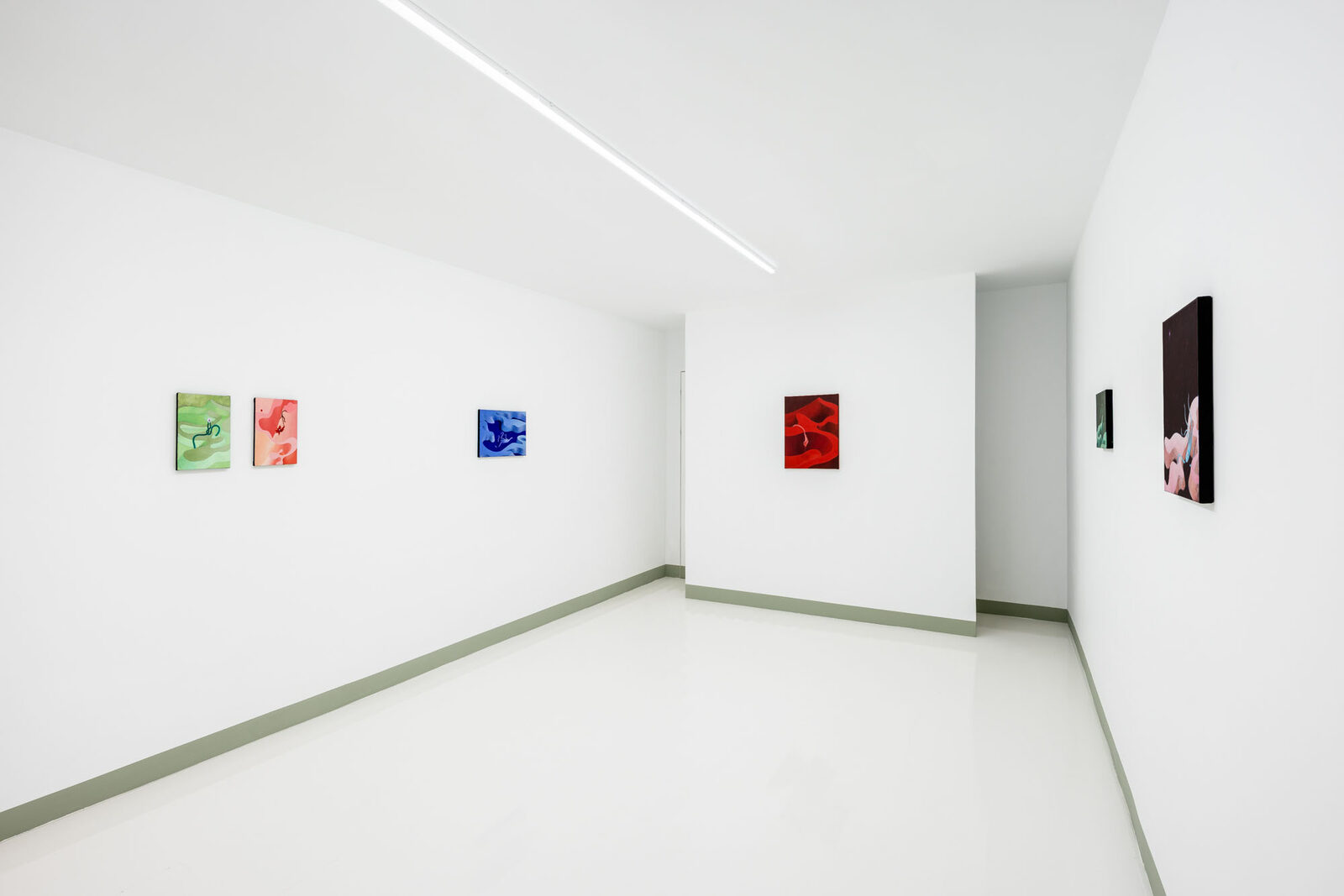 Image gallery Beneath an Empty Sky