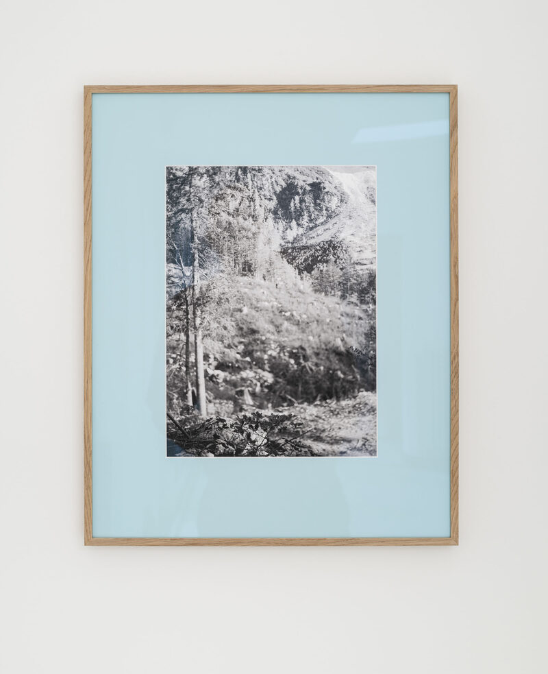 Flying a Kite Through an Oblique Plane of Focus