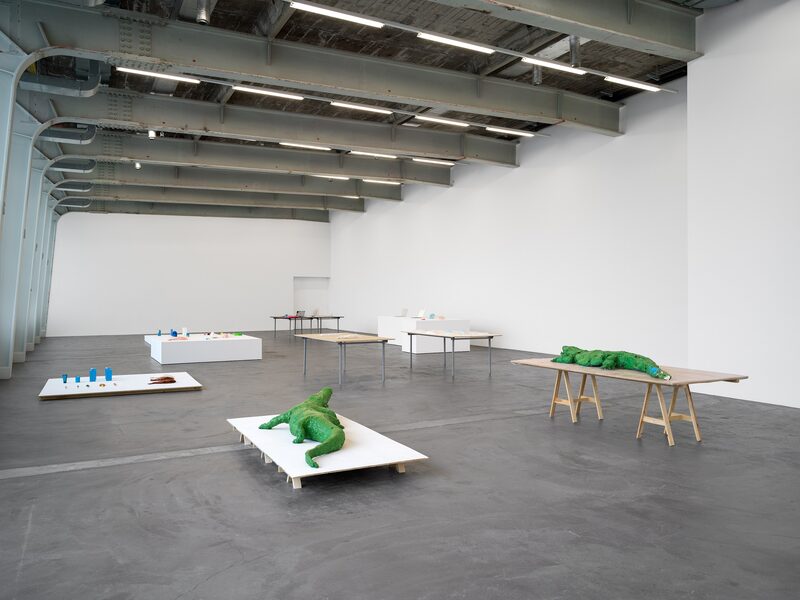 Copies of real-life objects, tools and food