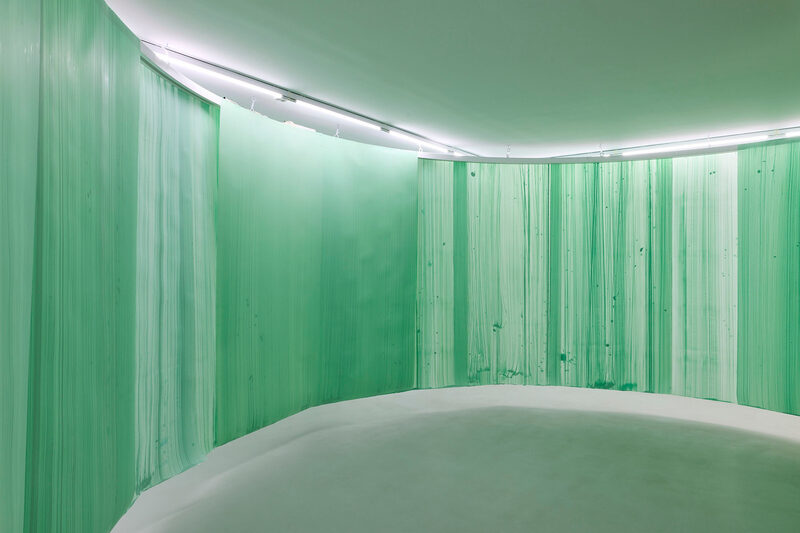 Colour on Brush in Space