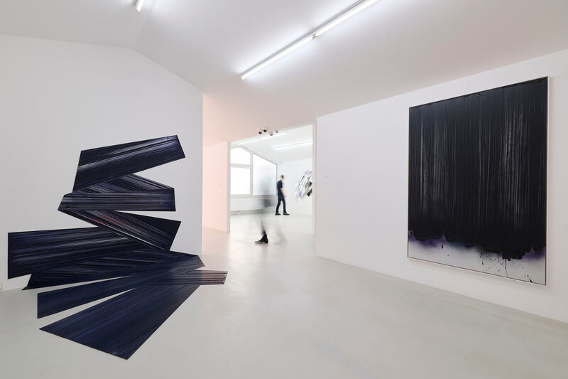 Colour on Brush in Space