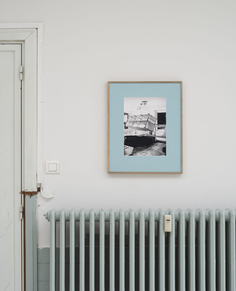 Flying a Kite Through an Oblique Plane of Focus