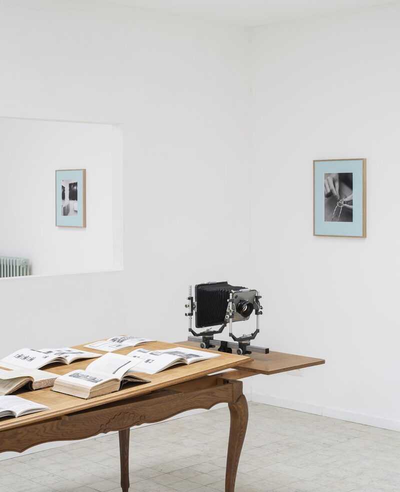 Flying a Kite Through an Oblique Plane of Focus