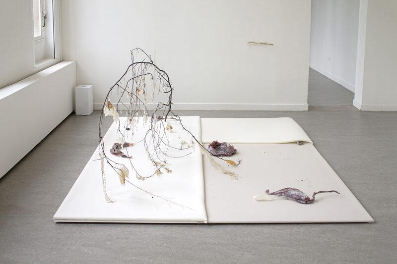 Withering into breath, wetness undoes itself