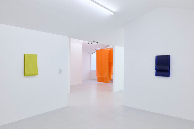 Colour on Brush in Space