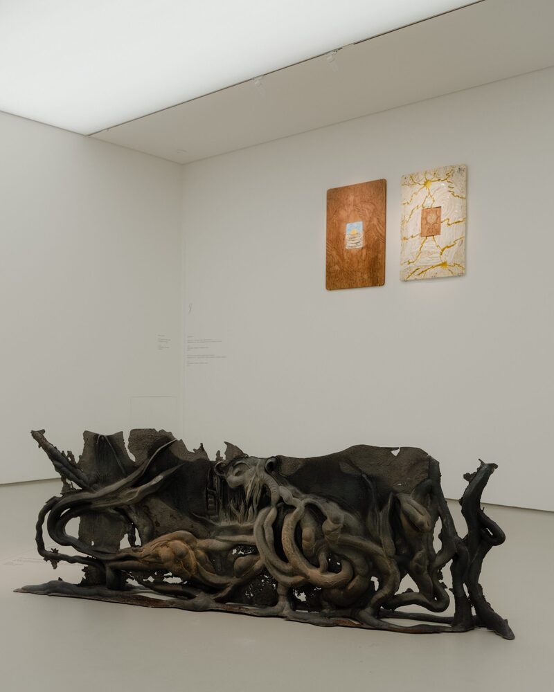 Sunlit Threads over the Black-Grey Wasteland