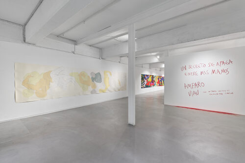 View featured exhibition Un secreto se apaga entre mis manos at ArtNoble Gallery