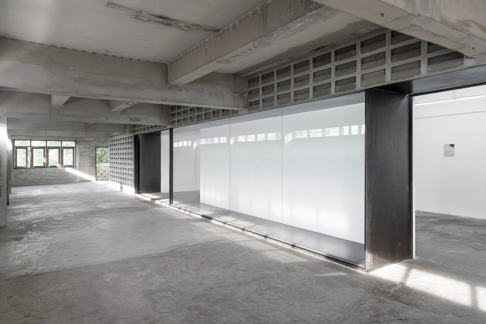 Image gallery Ageless, Ageless: Unfinished Is Not the Same as Abandoned